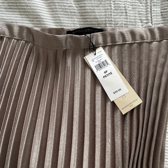 Banana republic skirt - Picture 4 of 6